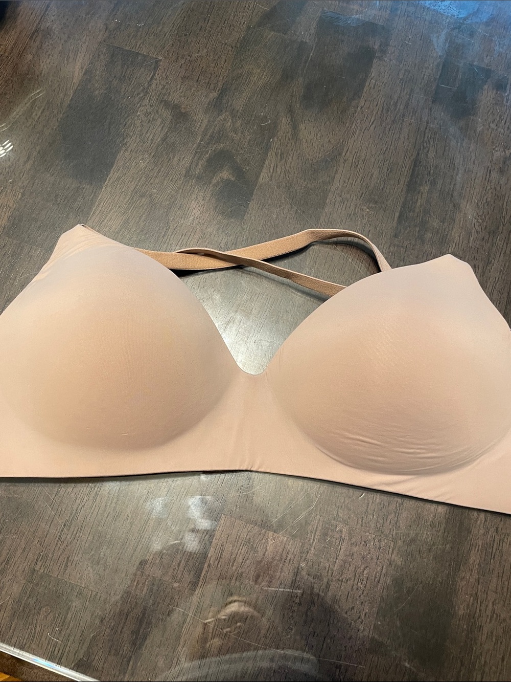 Tan Victoria secret bra 34ddd wireless
